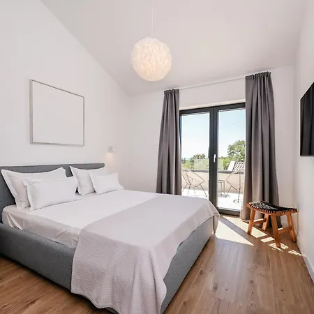 Villa Deluxe Vonskari With Heated Pool And Complete Privacy *