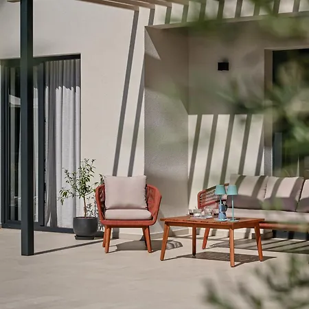 Villa Deluxe Vonskari With Heated Pool&complete Privacy *