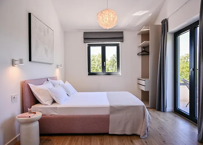 Vila Deluxe Vonskari With Heated Pool
